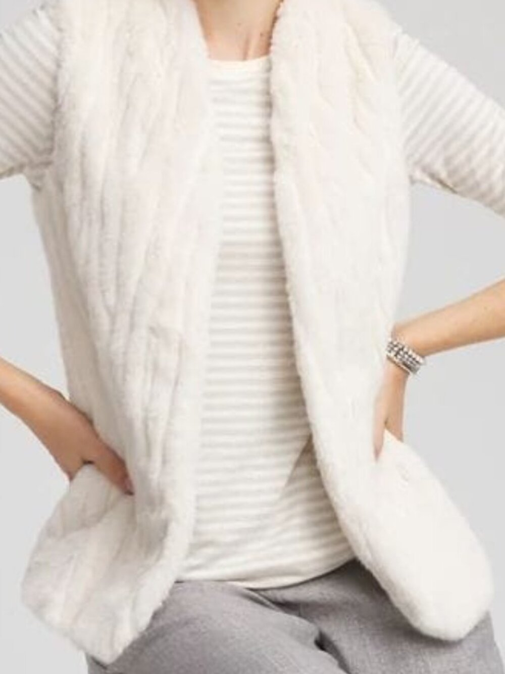 Chico's Elongated Faux-Fur English Cream Vest size 1 US M 10